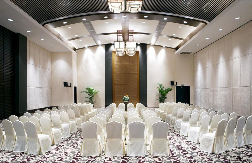 Sheraton Yalong Bay 5*