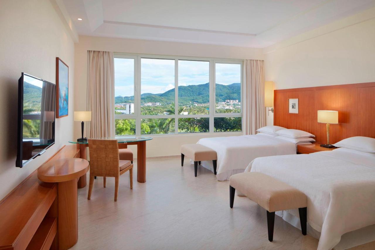Отель Sheraton Yalong Bay 5*
