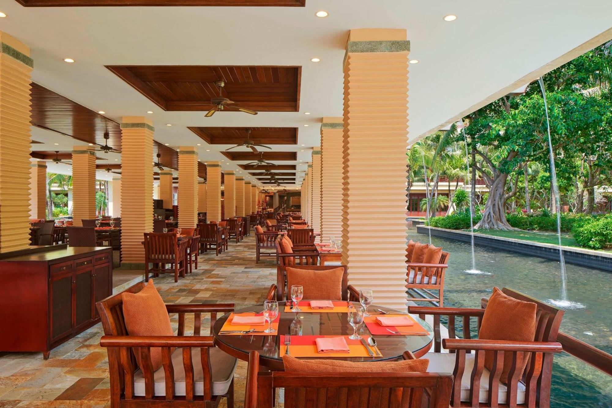 Sheraton Yalong Bay 5*