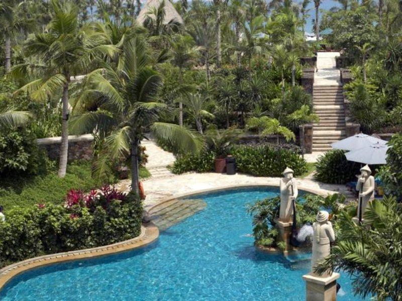 Отель Sheraton Yalong Bay Санья