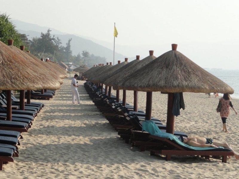 Отель Sheraton Yalong Bay Санья
