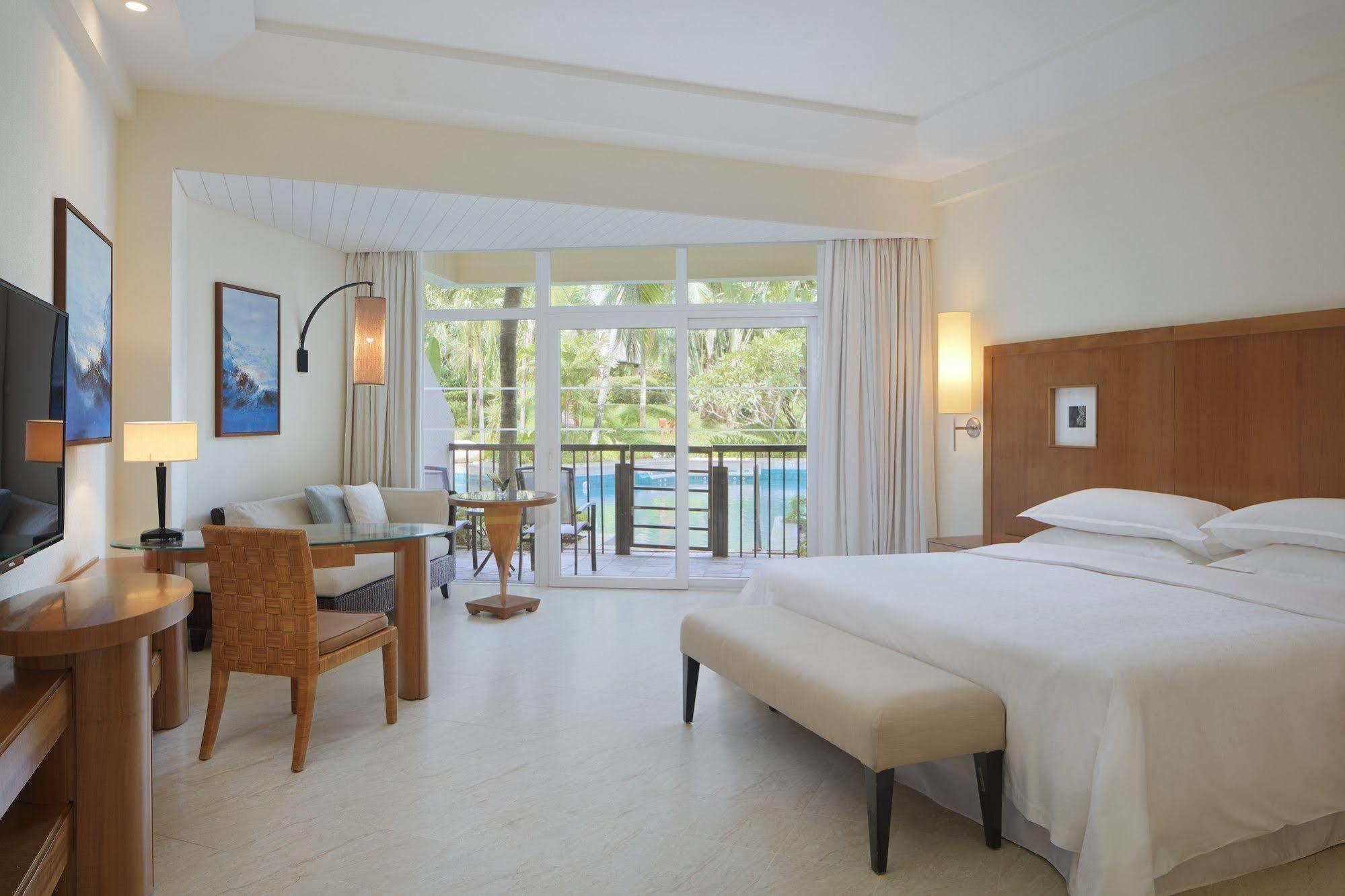 Sheraton Yalong Bay Санья